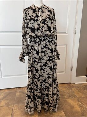 Vince Camuto Black and Cream Floral Maxi Dress